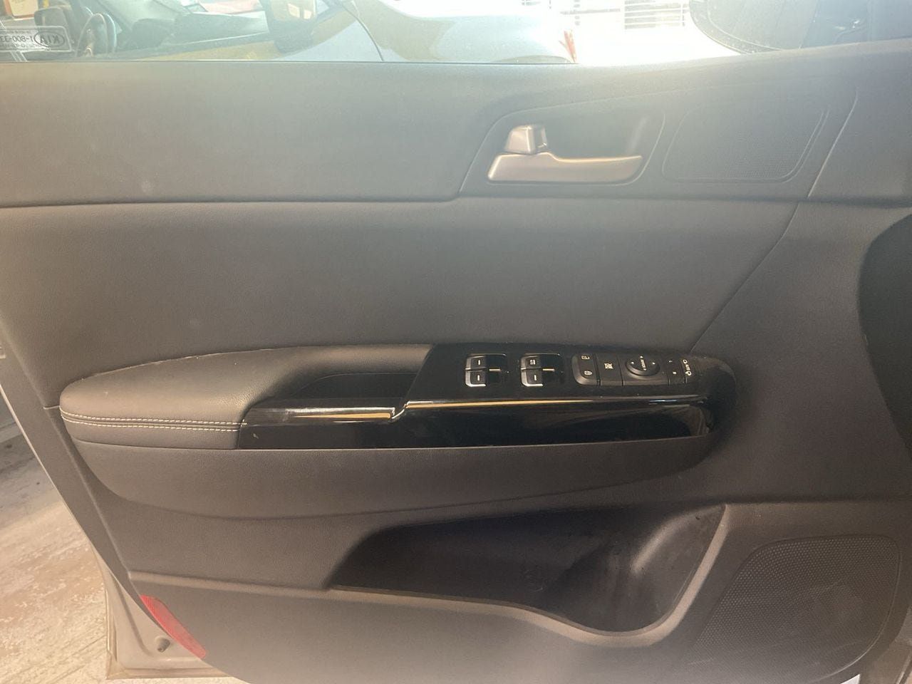 Used 2021 Kia Sportage EX FWD image 7