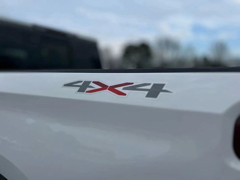 Used 2019 Chevrolet Silverado 1500 LT w/ All-Star Edition image 10