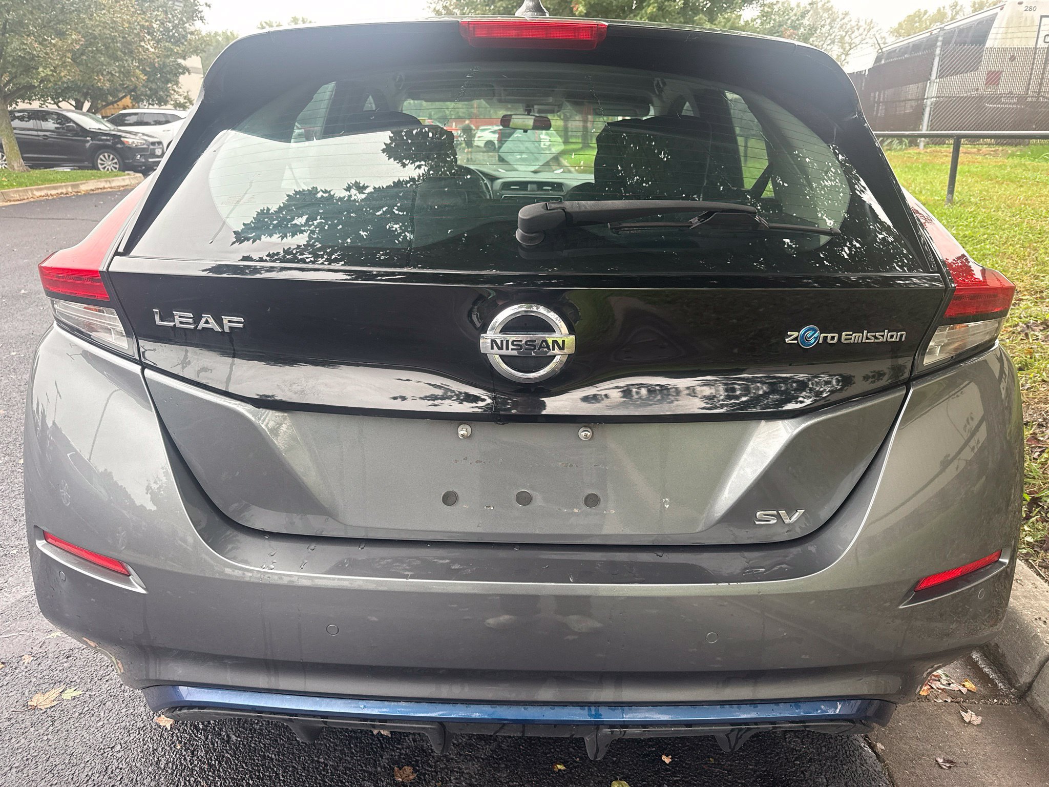 Used 2020 Nissan Leaf SV FWD image 6