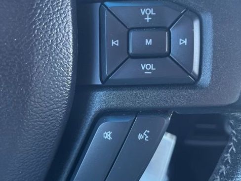 Used 2016 Ford F150 XLT w/ Equipment Group 302A Luxury AWD/4WD image 17