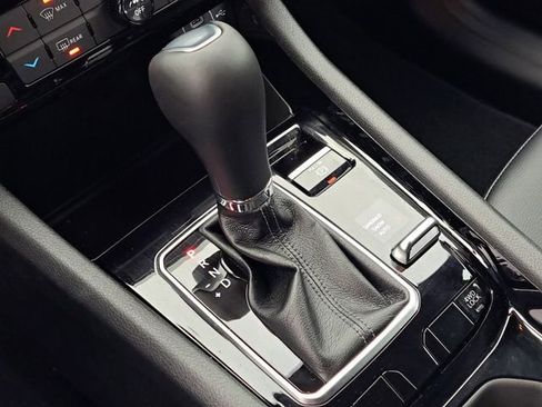 New 2026 Jeep Compass Latitude image 14