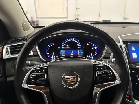 Used 2015 Cadillac SRX Luxury w/ Driver Awareness Package FWD image 16