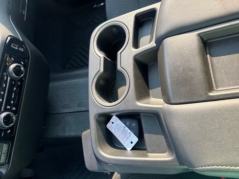 Used 2025 Chevrolet Silverado 2500 LT AWD/4WD image 39