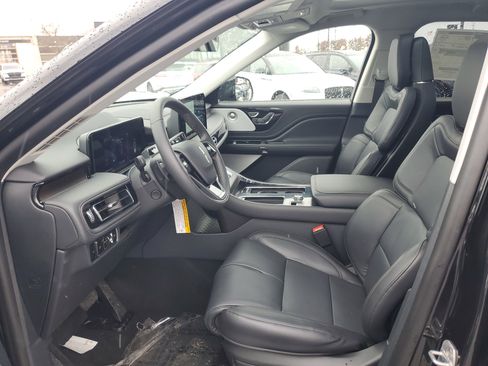 New 2026 Lincoln Aviator Reserve image 12