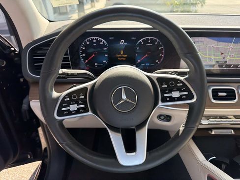 Used 2020 Mercedes-Benz GLS 450 4MATIC image 22
