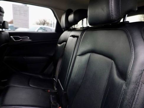 Used 2024 Kia Sportage EX image 35