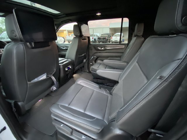 Used 2023 GMC Yukon XL Denali w/ Max Trailering Package AWD/4WD image 14