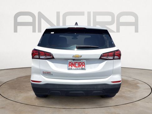 Used 2024 Chevrolet Equinox LS w/ Driver Confidence II Package FWD image 13