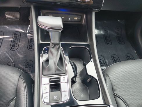 Certified 2024 Hyundai Tucson SEL w/ Convenience Package FWD image 28