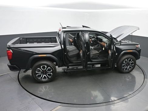 New 2026 GMC Canyon AT4 w/ Technology Plus Package AWD/4WD image 63
