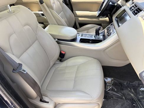 Used 2017 Land Rover Range Rover Sport HSE AWD/4WD image 19