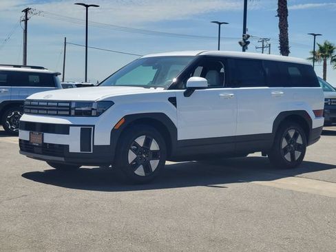 New 2027 Hyundai Santa Fe SE FWD image 2