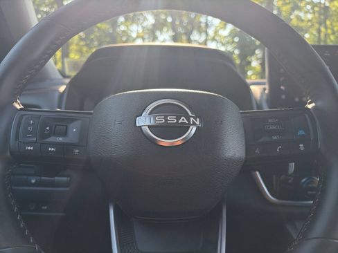 Used 2026 Nissan Rogue SL AWD/4WD image 31