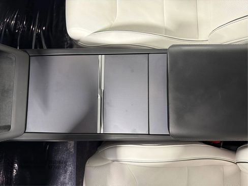 Used 2024 Tesla Model 3 Performance image 14