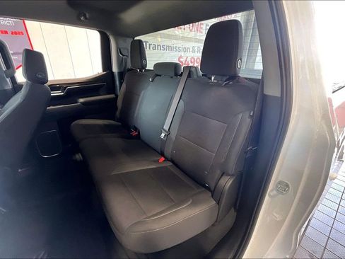 Used 2023 Chevrolet Silverado 1500 LT RWD image 14
