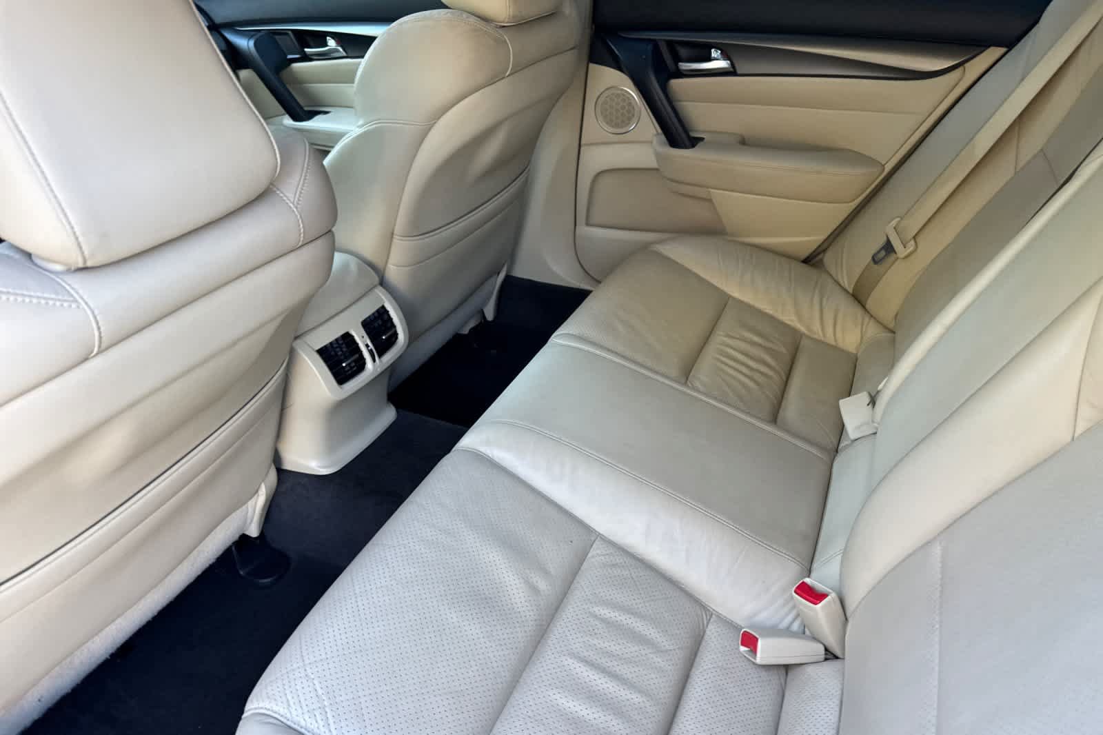 Used 2012 Acura TL w/ Advance Package FWD image 4