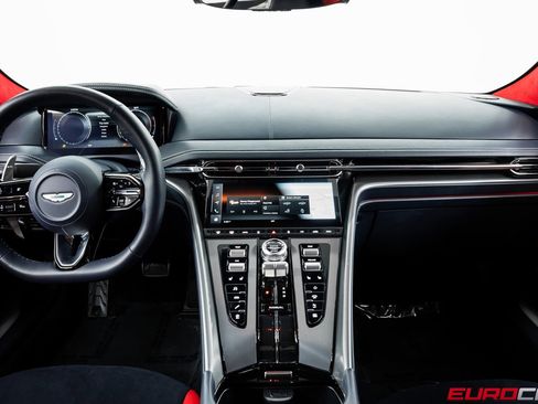 Used 2024 Aston Martin DB12 Coupe image 25