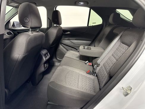 Used 2024 Chevrolet Equinox LT image 19