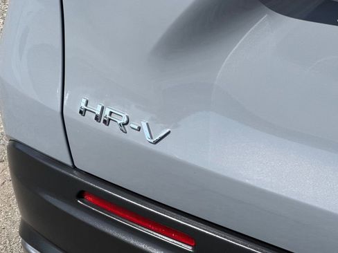 Certified 2025 Honda HR-V Sport image 29