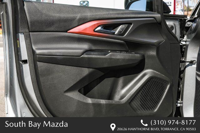 Used 2024 Chevrolet Equinox EV RS FWD image 22