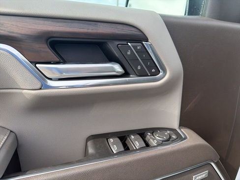 New 2026 GMC Sierra 1500 SLT w/ SLT Premium Plus Package image 14