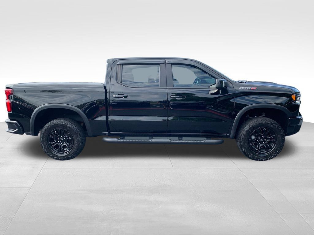 Used 2022 Chevrolet Silverado 1500 ZR2 w/ Technology Package AWD/4WD image 6