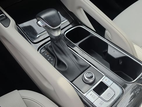 Certified 2024 Kia Telluride S w/ S Sunroof Package FWD image 27
