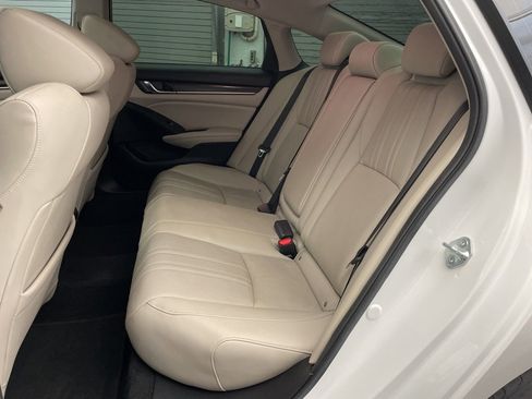 Used 2022 Honda Accord EX-L image 21