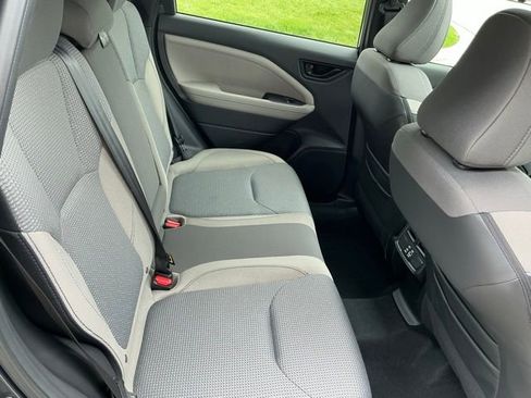 Used 2025 Subaru Forester Premium AWD/4WD image 17