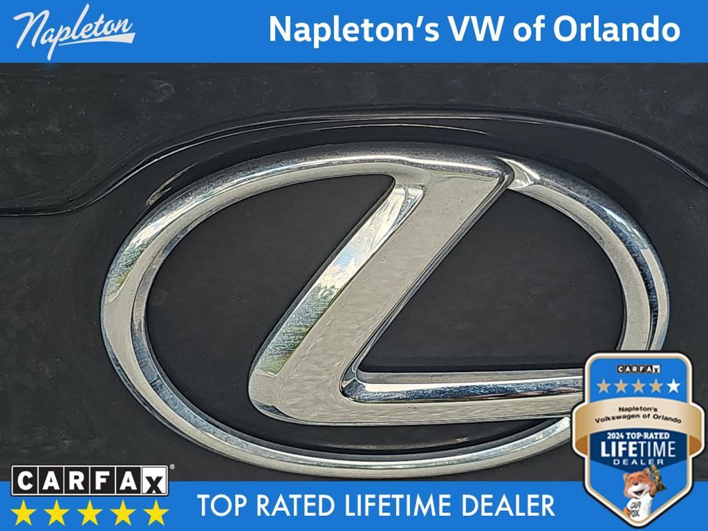 Used 2016 Lexus IS 200t RWD image 32
