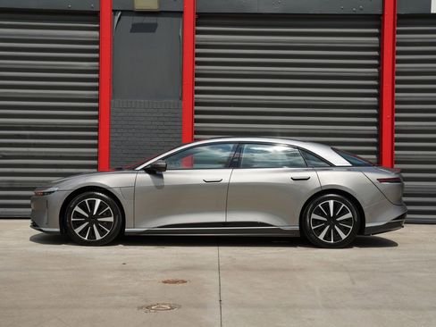 Used 2023 Lucid Air Touring AWD/4WD image 8