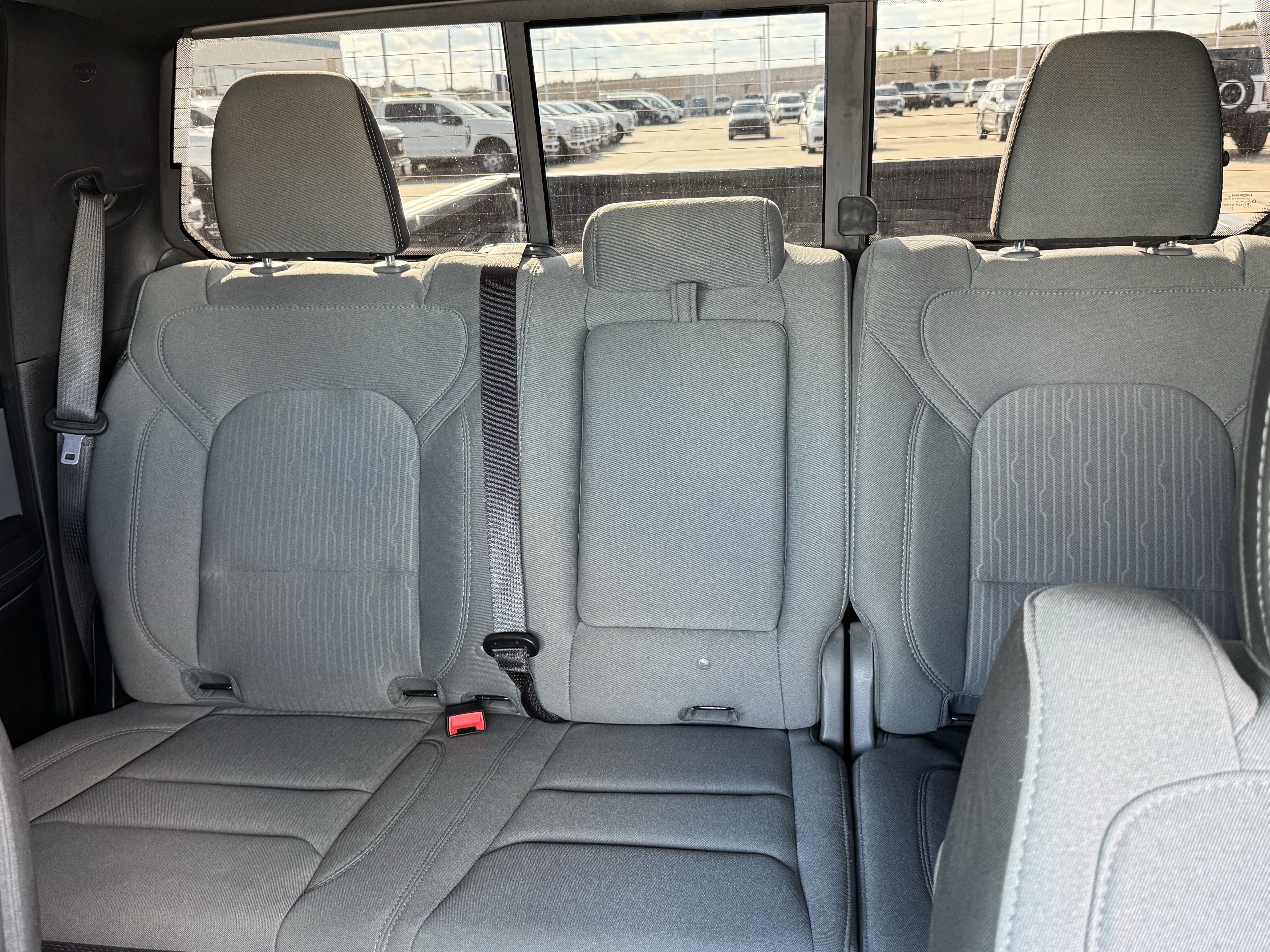 Used 2022 RAM 1500 Big Horn AWD/4WD image 17