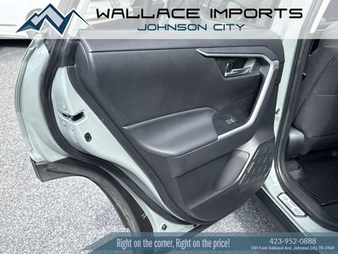 Used 2023 Toyota RAV4 XLE AWD/4WD image 33