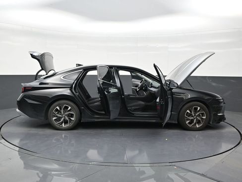 Used 2024 Hyundai Sonata SEL FWD image 30