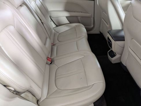 Used 2018 Lincoln MKZ Premiere FWD image 28