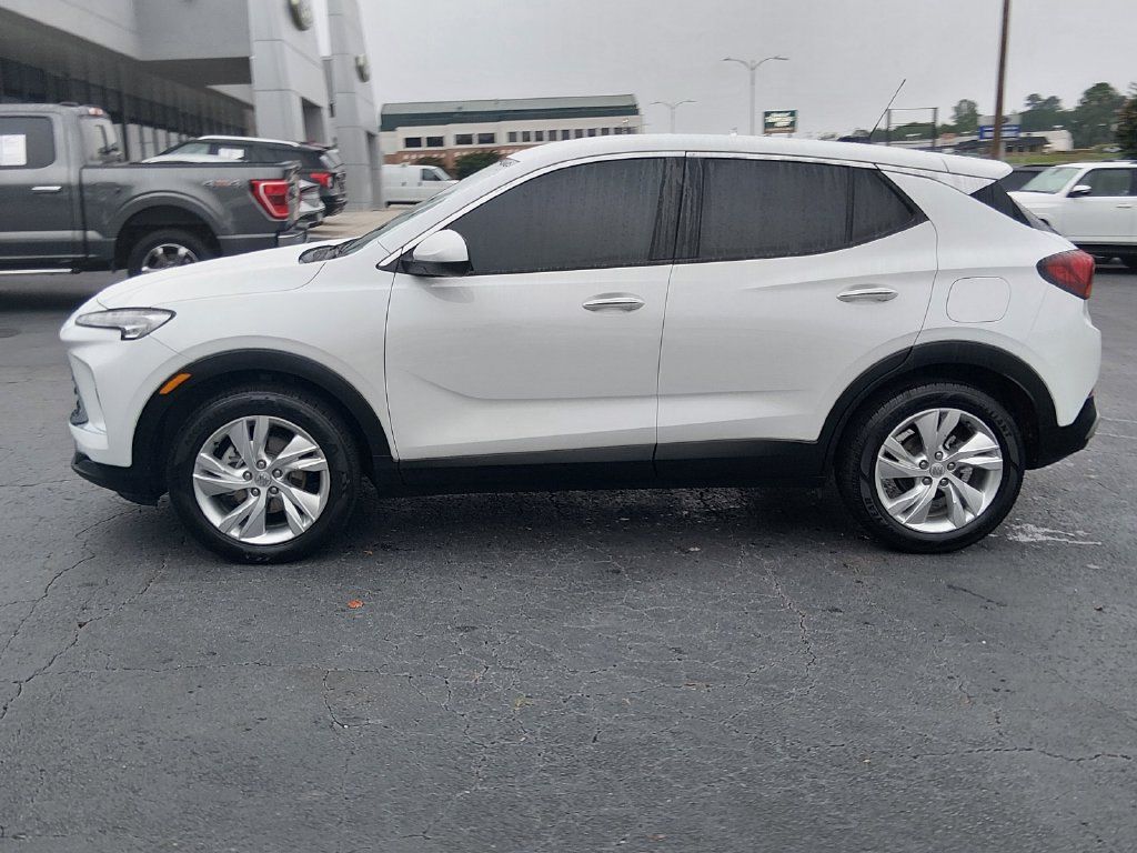 Used 2024 Buick Encore GX Preferred FWD image 7