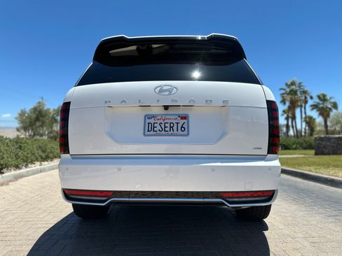 Used 2026 Hyundai Palisade Calligraphy AWD/4WD image 16
