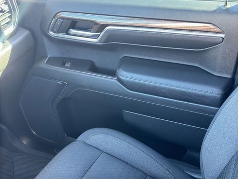 Used 2022 Chevrolet Silverado 1500 LT Trail Boss image 25