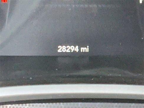 Used 2016 Dodge Challenger R/T Scat Pack w/ Leather Interior Group image 27