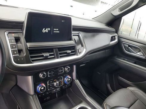 Used 2023 GMC Yukon SLT w/ SLT Premium Package image 26