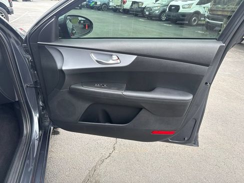 Used 2023 Kia Forte LXS FWD image 34