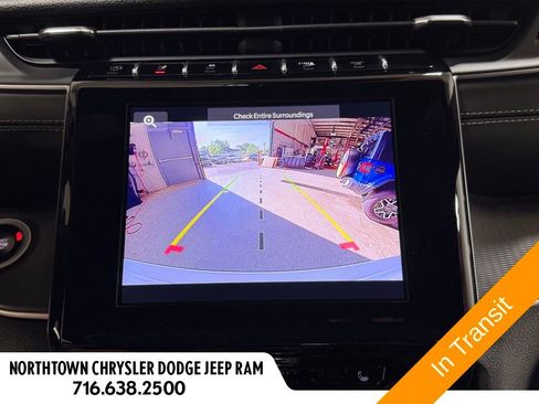 Used 2025 Jeep Grand Cherokee Laredo X w/ Luxury Tech Group I AWD/4WD image 17