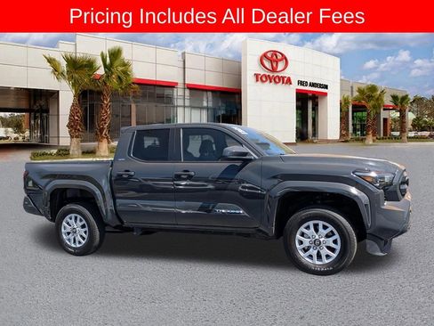 Used 2024 Toyota Tacoma SR5 RWD image 2