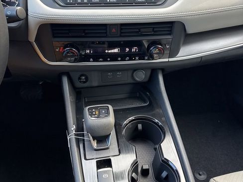 New 2026 Nissan Rogue SV image 28