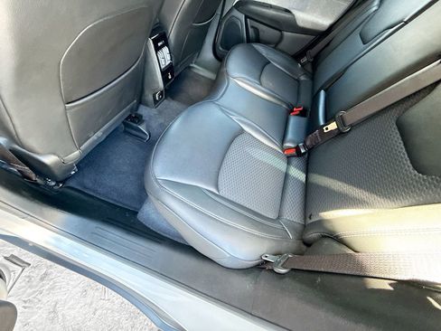 Used 2025 Jeep Compass Latitude w/ Sun & Sound Group image 27