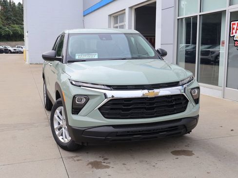 New 2026 Chevrolet TrailBlazer LS w/ LS Convenience Package AWD/4WD image 33