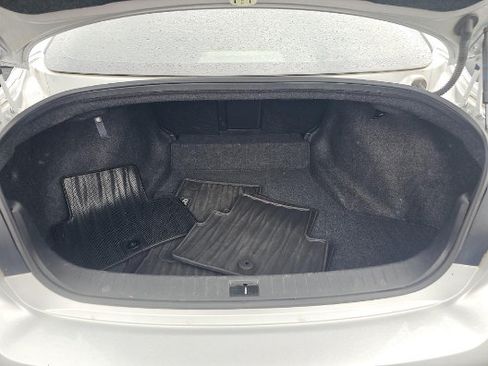 Used 2018 INFINITI Q50 Luxe w/ Essential Package (3.0T Luxe) AWD/4WD image 5