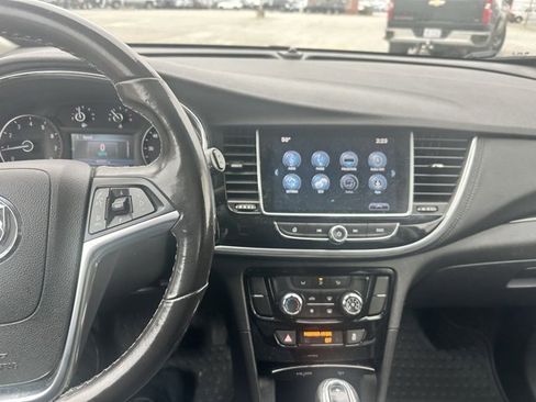 Used 2019 Buick Encore Preferred image 10