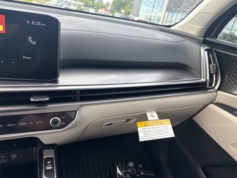 New 2025 Kia Sorento S image 11