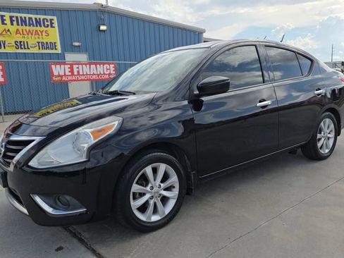 Used 2015 Nissan Versa w/ SL Tech Package FWD image 30